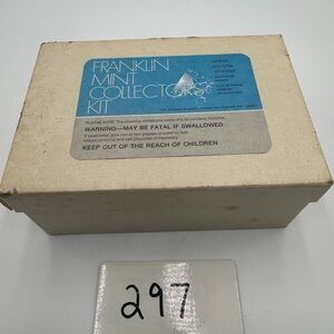 Vintage Franklin Mint Collectors Kit Coin Medal Cleaner Lumaviewer Boxed